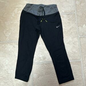 Nike Dri Fit Capris